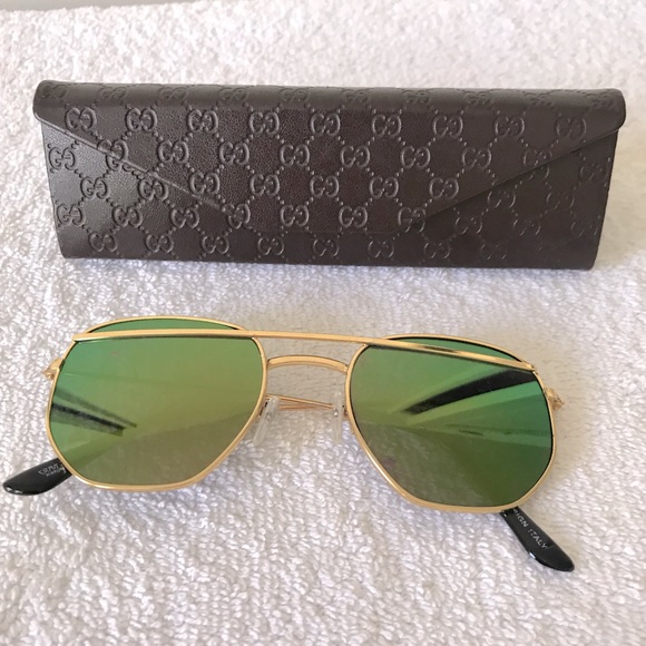 Gucci Tri-fold Eyeglass Case - Picture 2 of 6